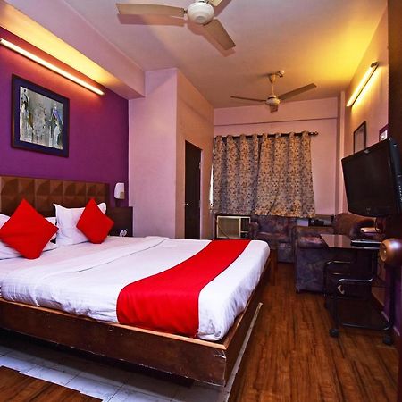 OYO 2510 Hotel Aster Guest House Kalkutta Exterior foto