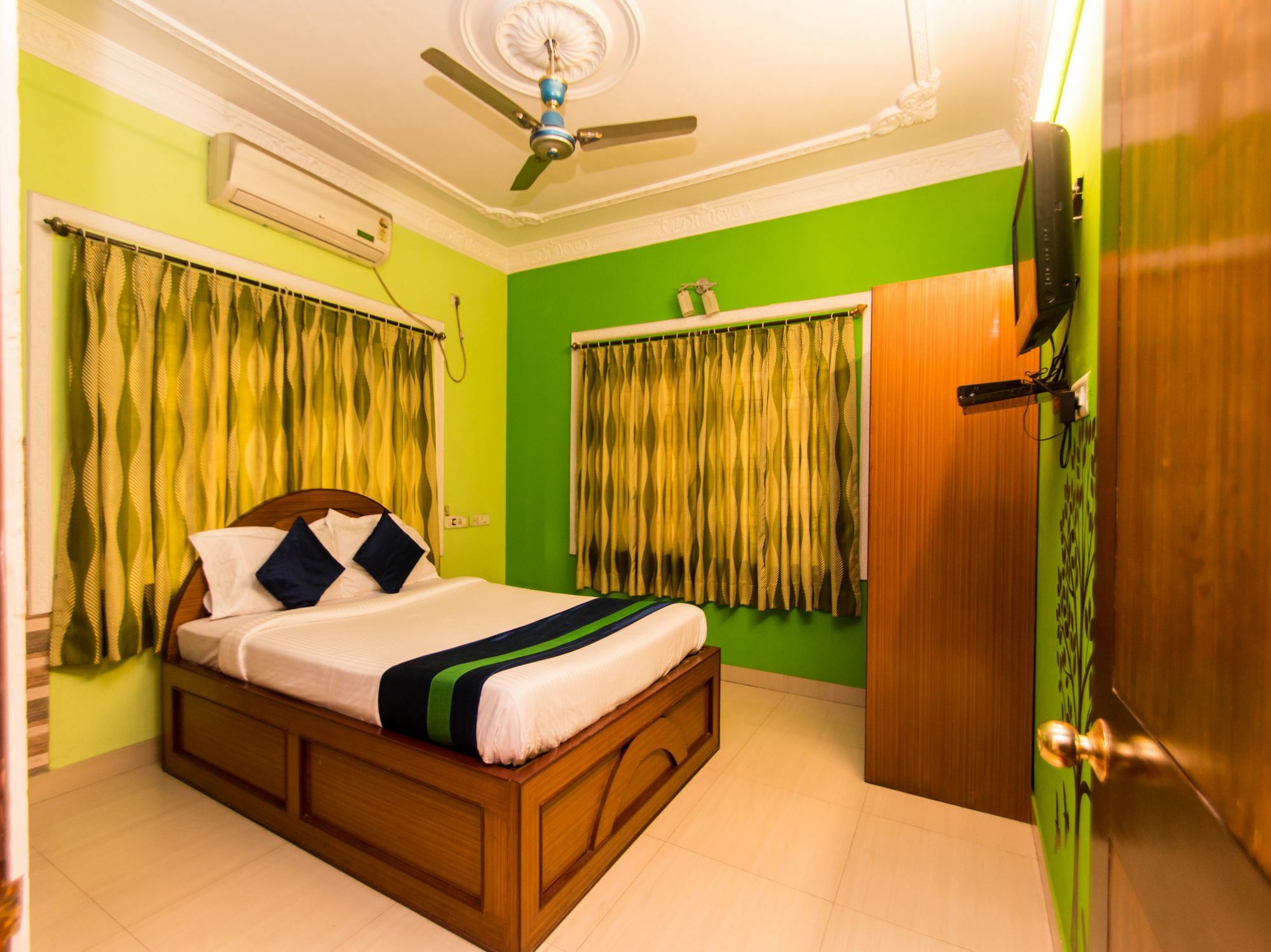 OYO 2510 Hotel Aster Guest House Kalkutta Exterior foto