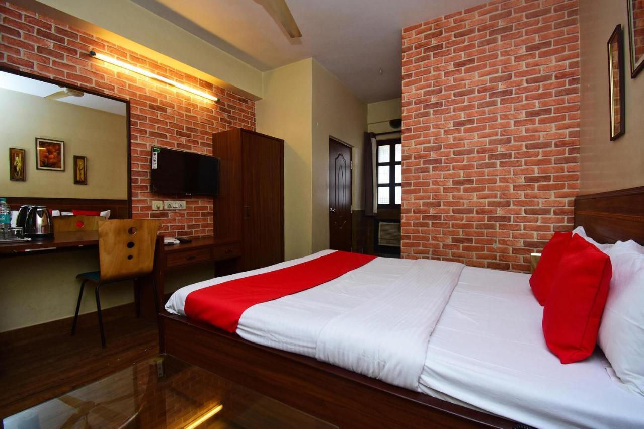 OYO 2510 Hotel Aster Guest House Kalkutta Exterior foto