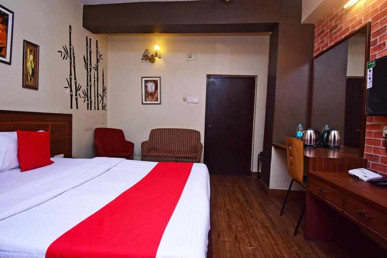 OYO 2510 Hotel Aster Guest House Kalkutta Exterior foto