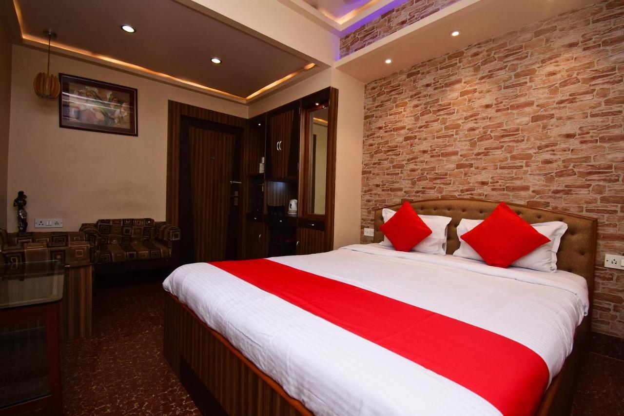 OYO 2510 Hotel Aster Guest House Kalkutta Exterior foto