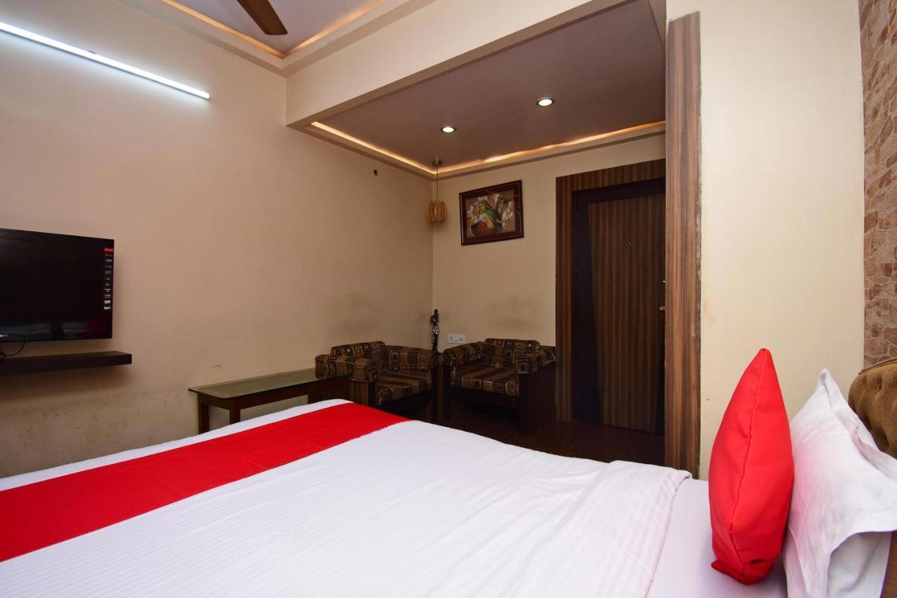 OYO 2510 Hotel Aster Guest House Kalkutta Exterior foto